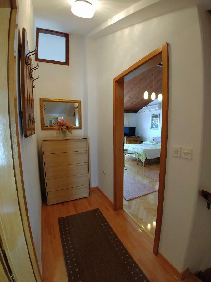 Penthouse Studio With Sea View Makarska Ngoại thất bức ảnh