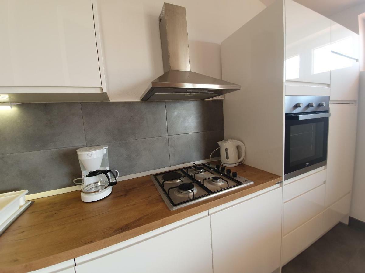 Penthouse Studio With Sea View Makarska Ngoại thất bức ảnh