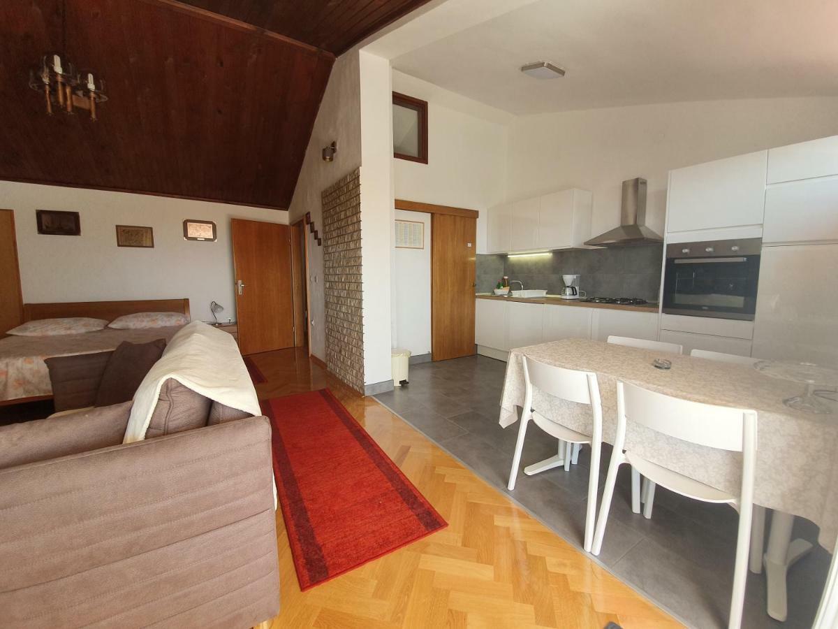 Penthouse Studio With Sea View Makarska Ngoại thất bức ảnh